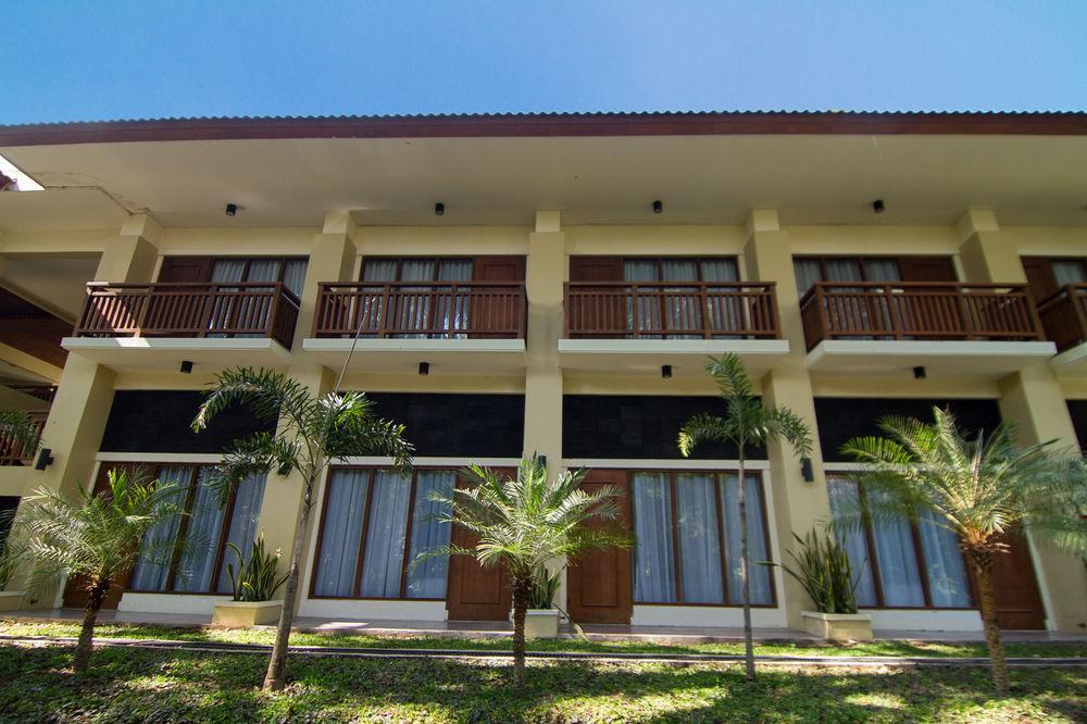 โรงแรมแกรนด์ เอชเอพี Surakarta  ภายนอก รูปภาพ
