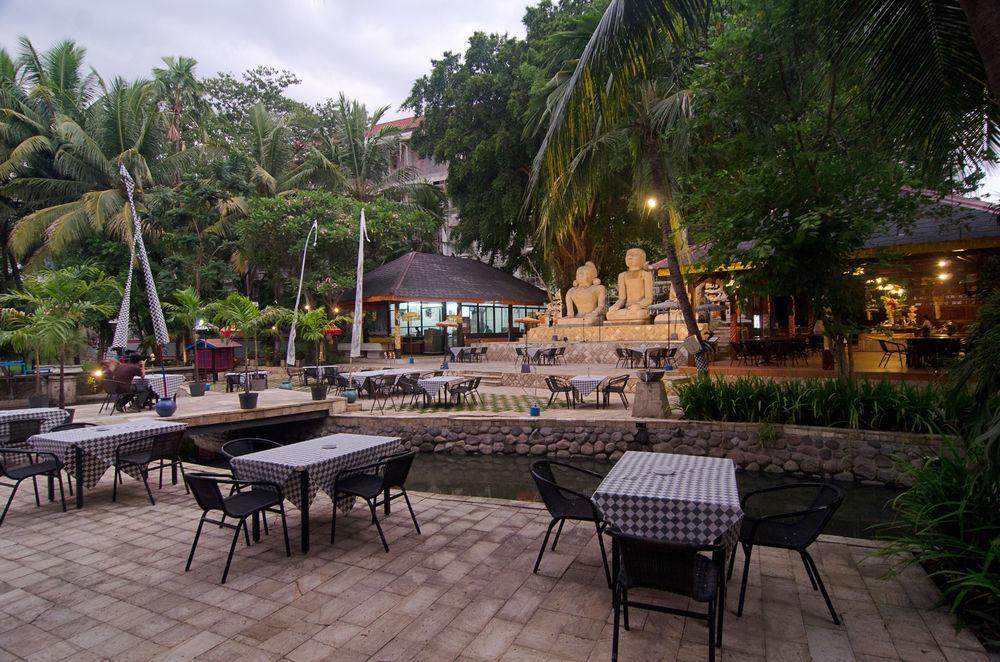 โรงแรมแกรนด์ เอชเอพี Surakarta  ภายนอก รูปภาพ
