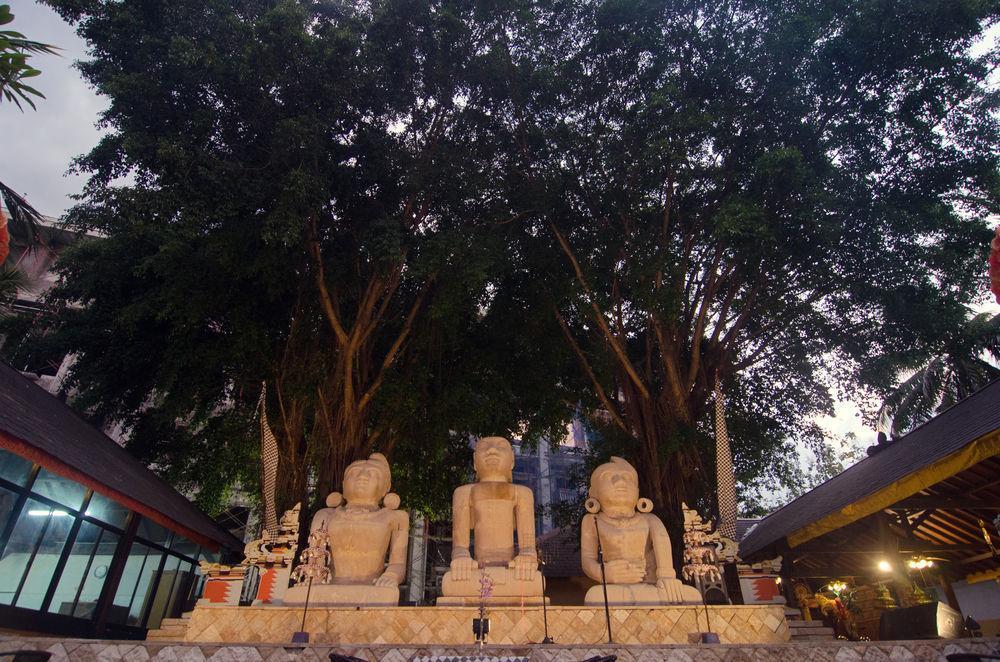 โรงแรมแกรนด์ เอชเอพี Surakarta  ภายนอก รูปภาพ