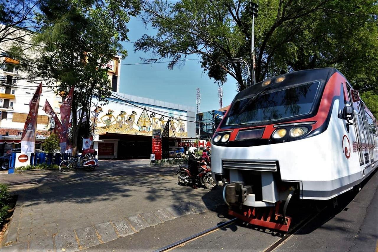 โรงแรมแกรนด์ เอชเอพี Surakarta  ภายนอก รูปภาพ
